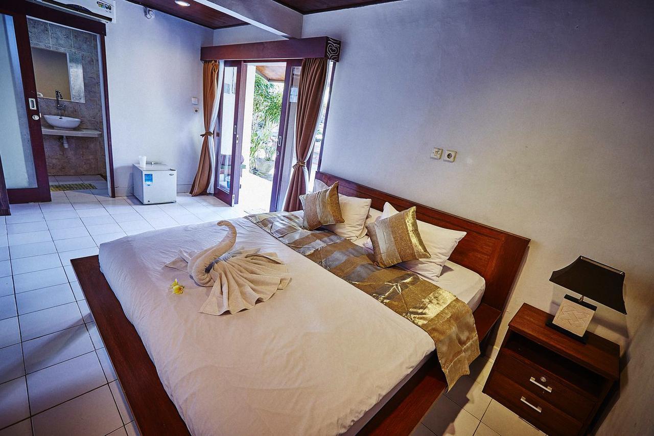 Matra Bali Guesthouse Canggu  Exterior photo